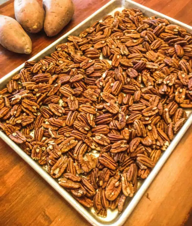 How to make pecan butter. Start by gathering your ingredients. 
