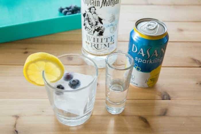 Blueberry Lemon Sparkling Water Rum