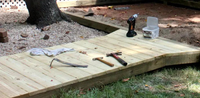 How to Build a Wooden Walk Assembly